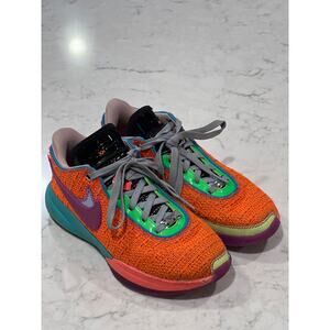 Nike Youth LeBron‎ 20 Chosen 1 Pink Diamond Collection Sneakers Size 5.5Y Orange